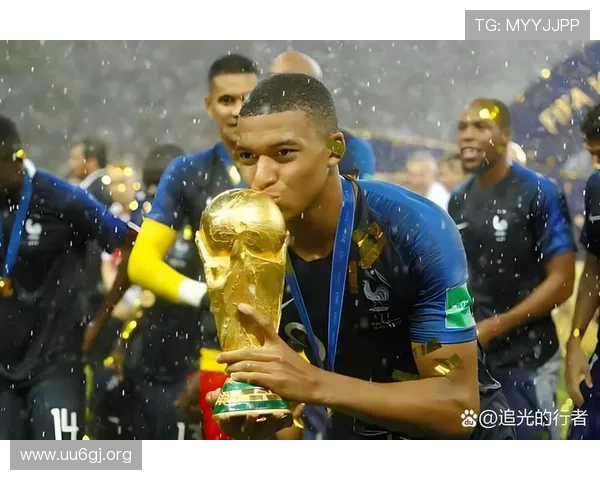 再见皇马 18岁新大罗不满姆巴佩替补角色 渴望加盟德甲追逐金靴 再见皇马 18岁新大罗不满姆巴佩替补角色 渴望加盟德甲追逐金靴